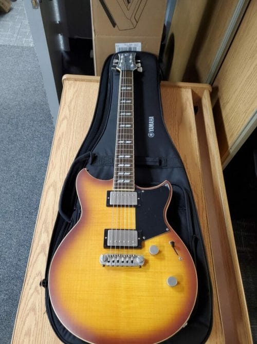RS620 Guitar